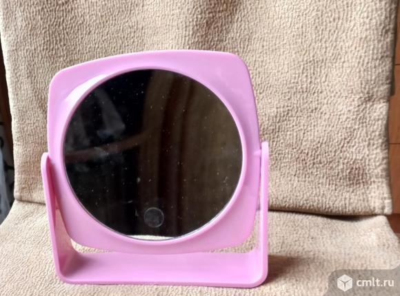 Зеркало настольное двухстороннее с увеличением. Фото 1.