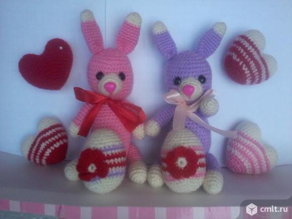 Вязанные  зайчики. Фото 1.
