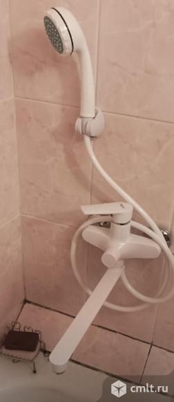 Смеситель для ванны из высокопрочного термопластика. Фото 1.