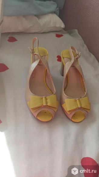 Кожанные туфли босоножки. Фото 1.