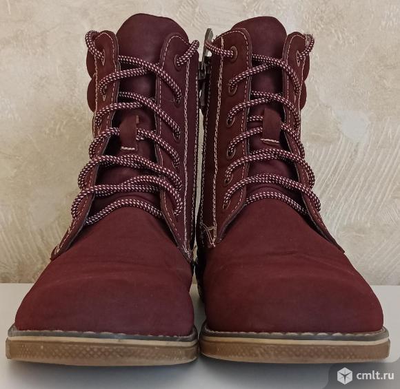 Демисезонные женские ботинки. Фото 1.