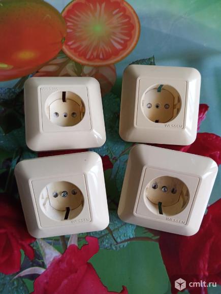 Розетки электрические. Фото 1.