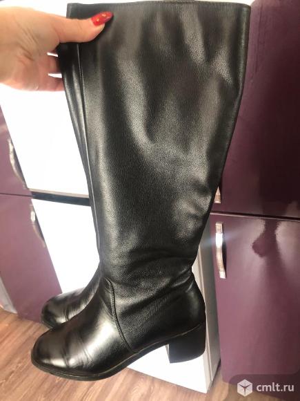 Продам кожаные сапоги,в прекрасном состоянии,осенние.. Фото 1.