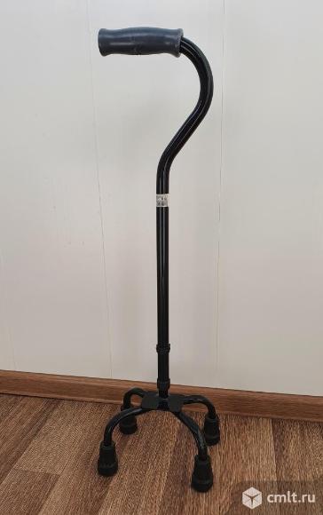 Трость опорная металлическая 4 ножки. Фото 1.