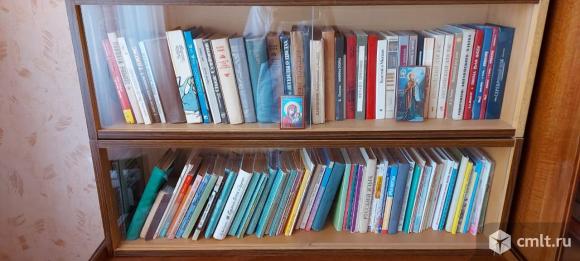 Полки. Фото 1.