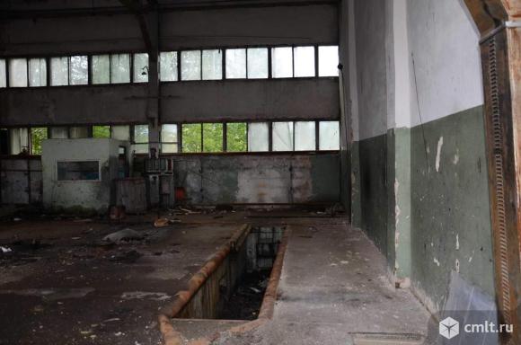 Здание мастерской по ремонту автокранов. Фото 2.