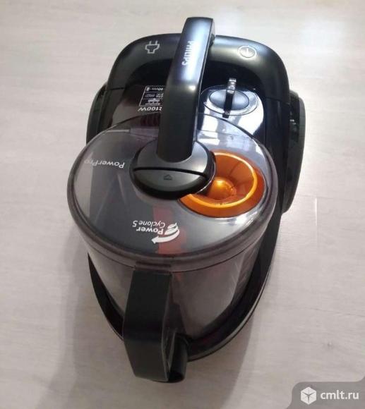 Пылесос PowerPro Безмешковый пылесос FC8764/01. Фото 4.