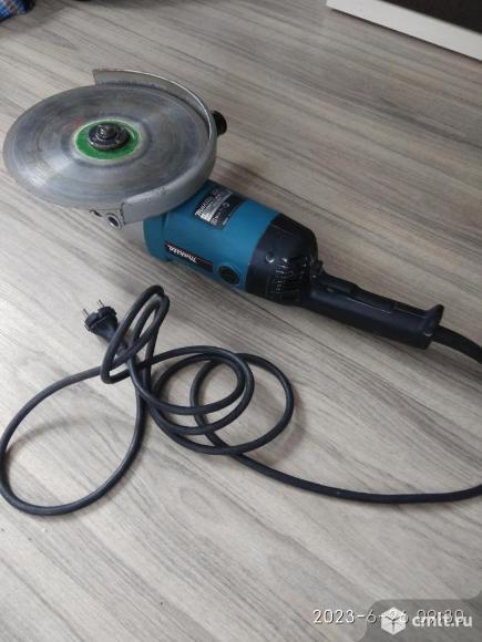 Ушм ( болгарка)250 Makita. Фото 3.