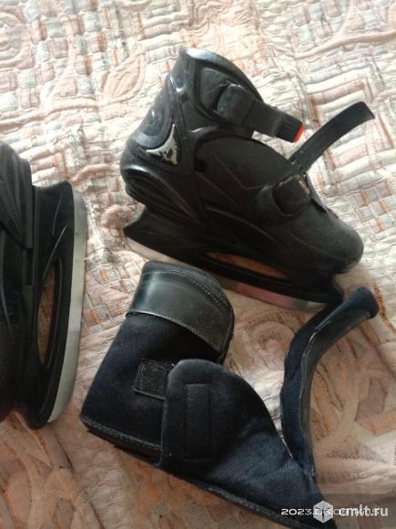 Коньки хоккейные раздвижные детские. Фото 4.