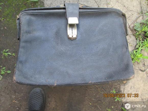 Портфель. Фото 1.