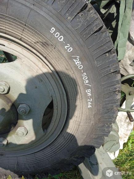 Покрышки 9.00-20/260-508/ВИ-244 для военной техники в дар. Фото 1.