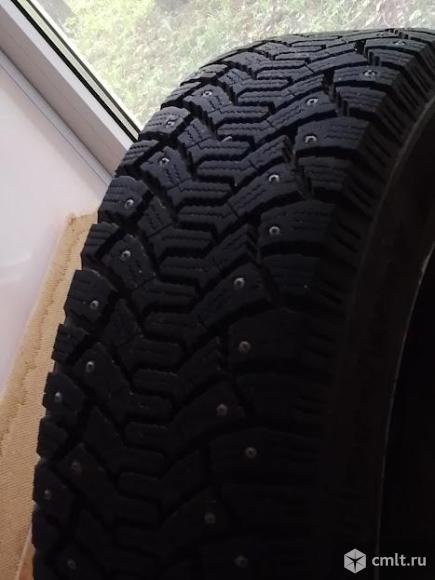 Шины с дисками. Фото 4.