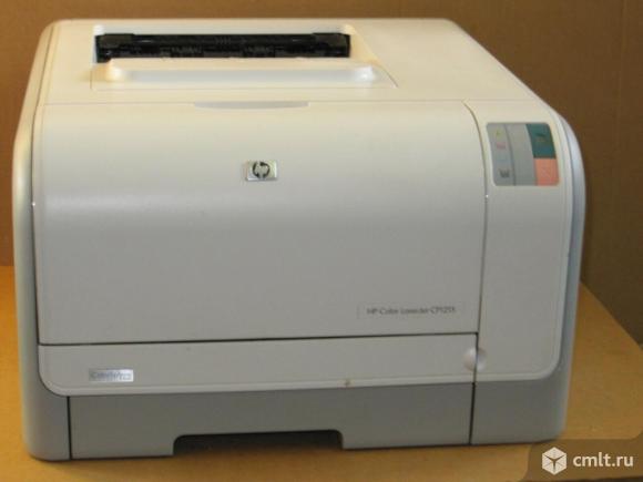 Принтер лазерный HP Color LaserJet CP1215, цветн., A4, белый. Фото 1.