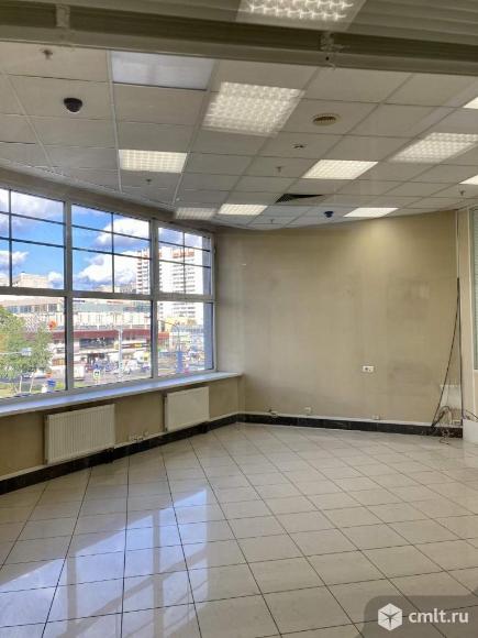 Торговое помещение 150 м2 в аренду. Фото 1.