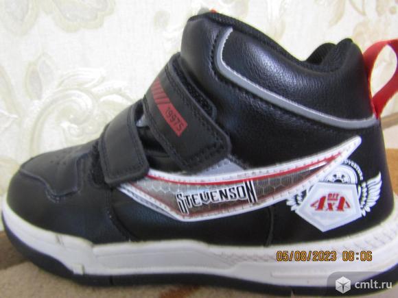 Ботинки 32-ой размер. Фото 1.