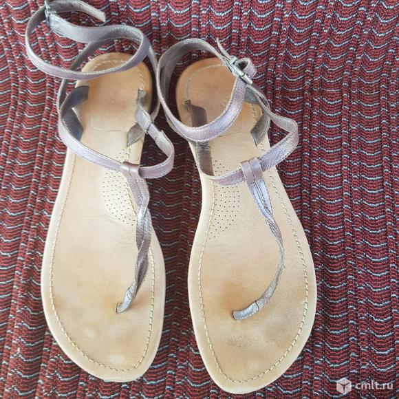 Сандалии кожаные 41р. Фото 1.