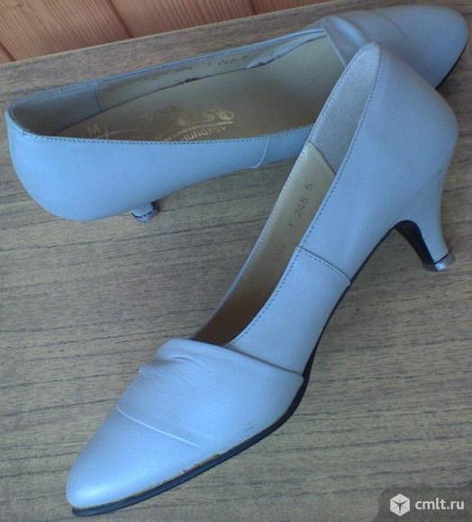 Туфли модельные светло-серые. Российский размер 37. Фото 3.