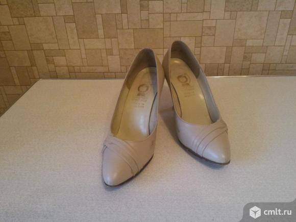 Туфли модельные (Hungary) светло-бежевые р. 37. Фото 4.