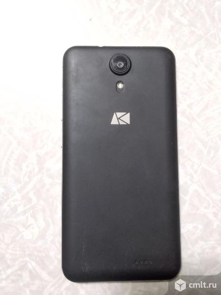 Смартфон арк бенефит м 502. Фото 2.