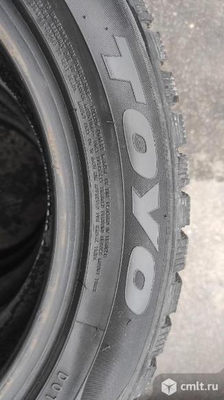 Продам комплект зимних шин TOYO. Фото 1.