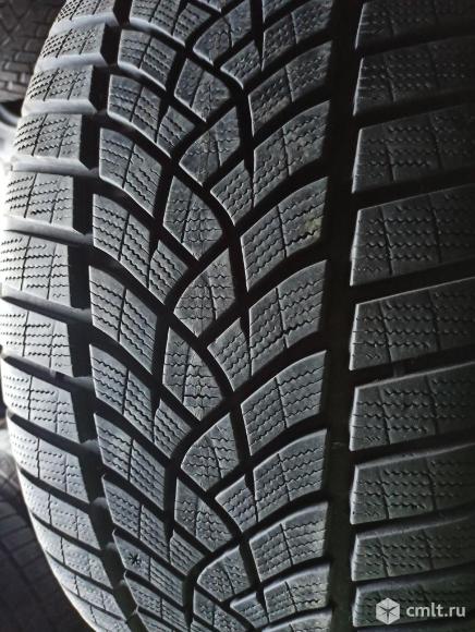 20 R 255/40 Goodyear UltraGrip Performance одна шина. Фото 1.