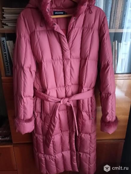 Женский пуховик. Фото 1.