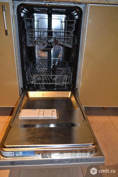 Встраиваемая посудомоечная машина 45 см Electrolux. Фото 1.