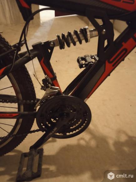 Велосипед горный Stels Focus 21 скорость=колеса на 26. Фото 6.