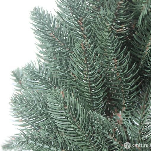 Венок новогодний Литой Королева Карпат. Фото 4.