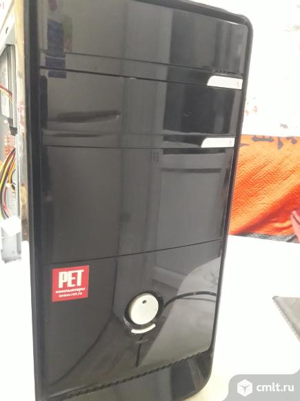 Компьютер без монитора. Фото 1.