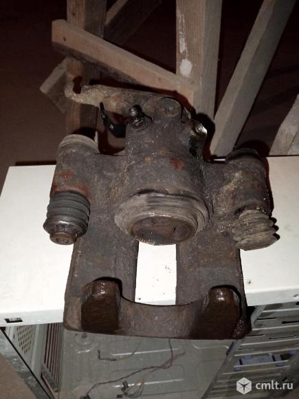 Суппорт колеса левый зад Ford Transit 2012. Фото 1.