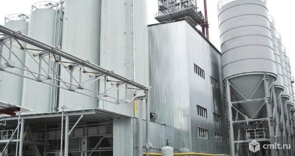 Силосы для муки. Фото 1.
