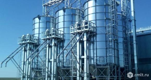 Силосы для зерна. Фото 1.