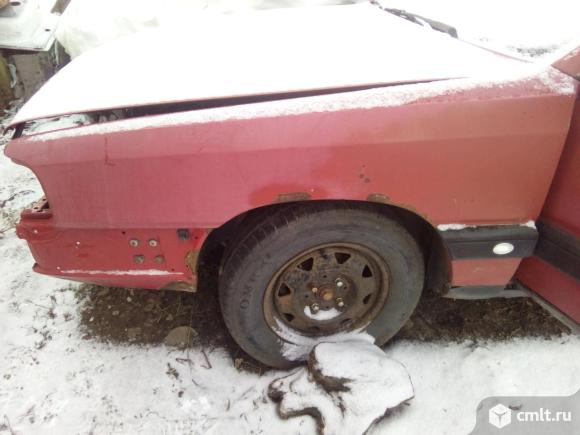 Крыло левое Ауди 100 с3. Фото 1.