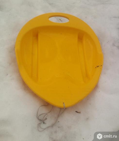 ледянка с ручкой снежный гонщик пл-с85. Фото 1.