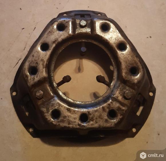 Диск сцепления нажимной (карзина) ам. уаз. Фото 1.