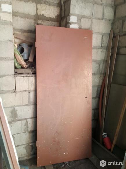 Продаю двери стальные металлические б/у. Фото 1.