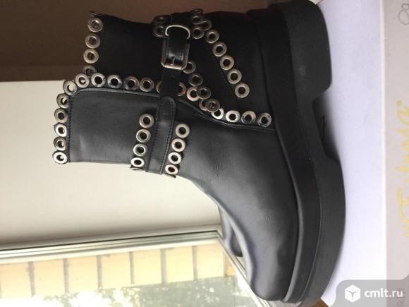 Ботинки новве Lestrosa Италия размер 39 кожа черные осень весна  обкувь бренд демисезонные. Фото 12.