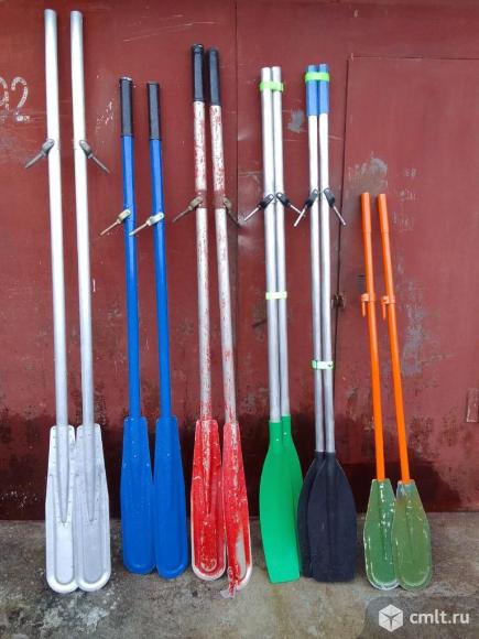 Весла алюминиевые, лопасти и уключины для весел. Фото 1.