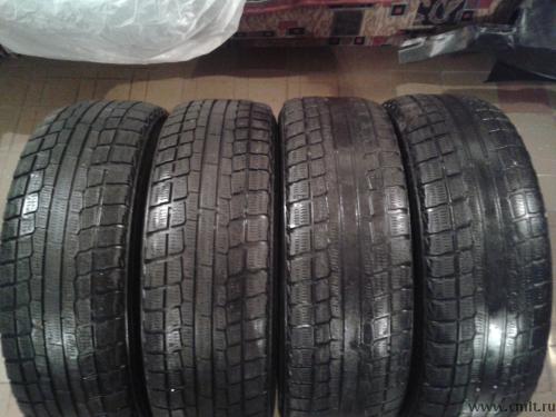 Продам шины зима, 195/65 R15 Yokohama ICE GUARD STUDLESS IG20