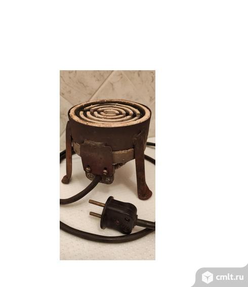 Электрическая спиральная плитка СССР. Фото 1.