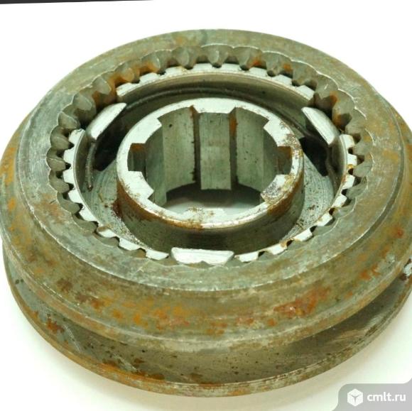 Муфта синхронизации КПП Газ 69, М20,21.. Фото 1.