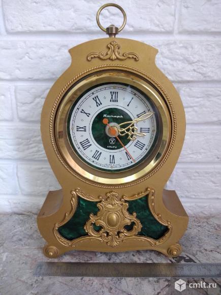 Часы настольные "Янтарь " кварц СССР. Фото 1.