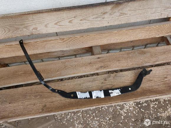 Цена указана за сторону, за кронштейнКронштейн крепления переднего бампера левый, Пластина переднего бампера верхняя левая, Кронштейн крепления переднего бампера правый Пластина перед