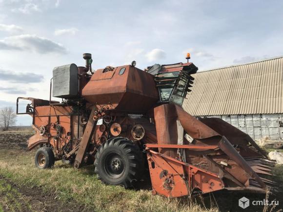 Комбайн. Фото 1.