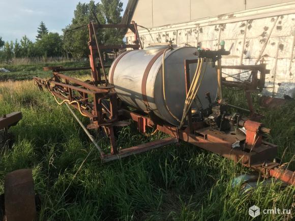 Опрыскиватель. Фото 1.