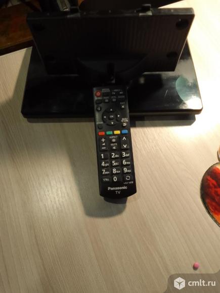 Телевизор ж/к Panasonic TX-32DR400. Фото 1.