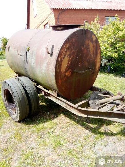 Прицеп-емкость, 3 куб. м, одноосный, 1983 г.в. продаю. Фото 1.