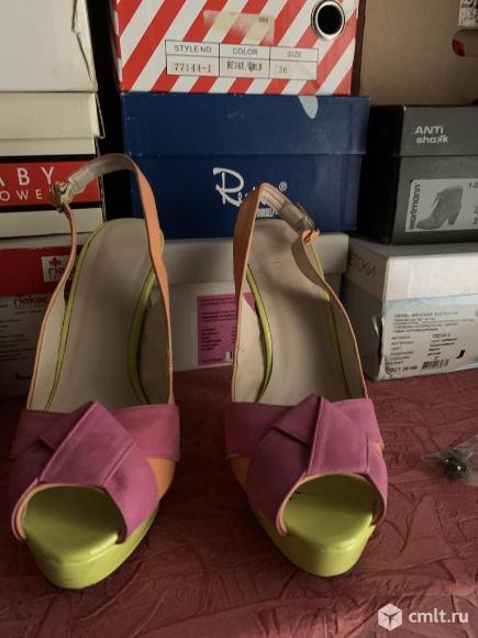 Босоножки,р.36-37. Фото 1.