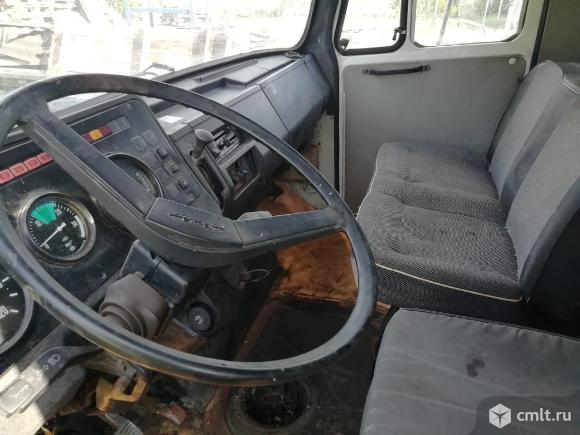 Кабина Зил 5301: 4331. Фото 1.